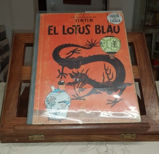 Libro El Lotus blau  1 Edicin catalan