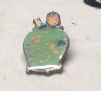Pin jarrón Loto Azul Pin jarrón Loto Azul