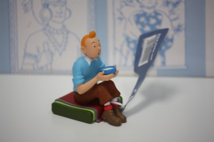 Figureta Tint�n assegut PVC