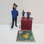 Lot Fig. Cap. Haddock (Museu Imag.) + Dues figures PVC + calendari 2022