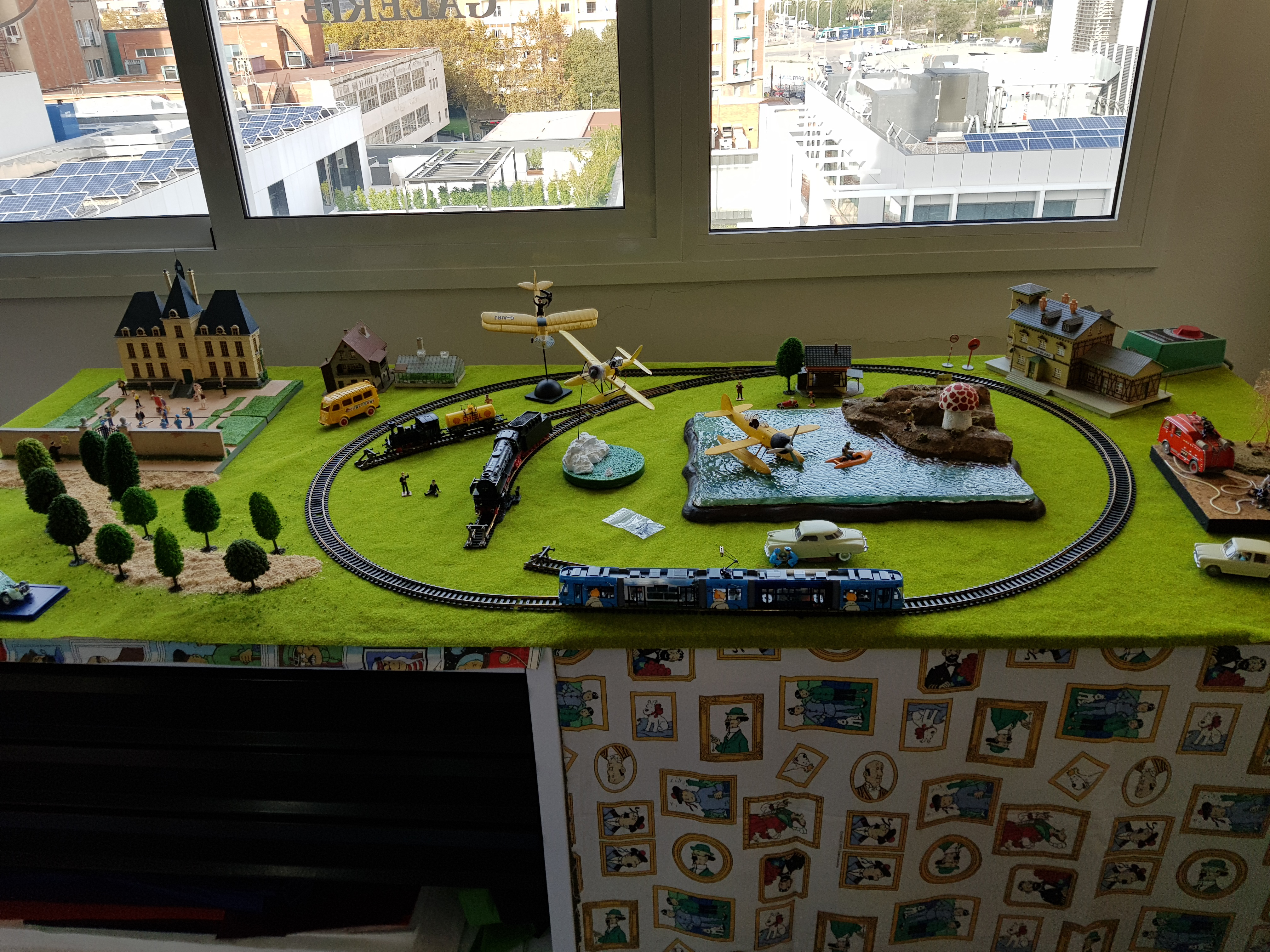 Maqueta de tren en Cantonet Galerie. Maqueta de tren en Cantonet Galerie.